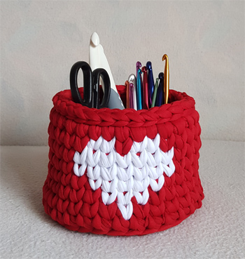 Heart basket